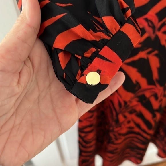 Borgo De Nor Elista black and red dress abstract bamboo and tiger stripe pattern - Picture 7 of 13